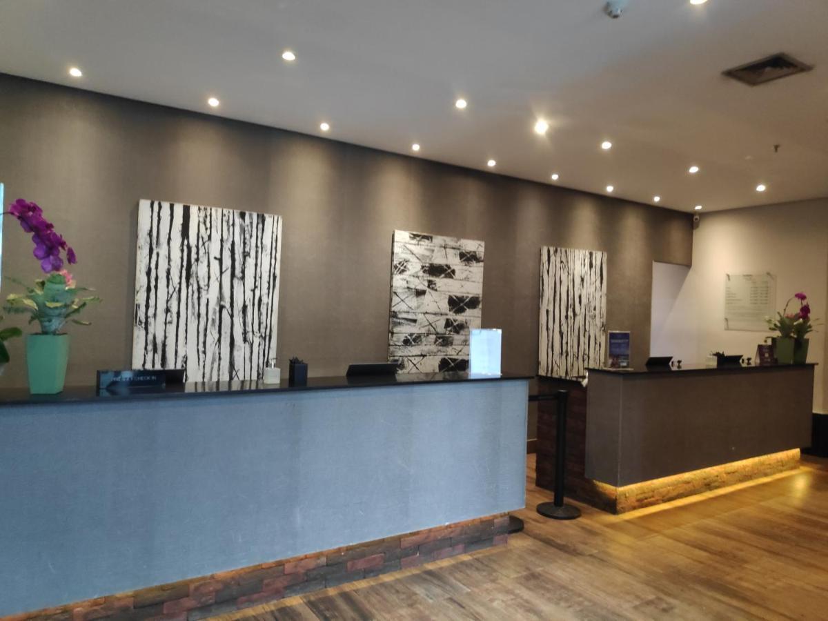 Apartamento Lindo Flat Em Moema Ibirapuera - Apto 1320 *